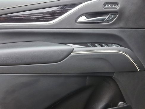 Used 2022 Cadillac Escalade ESV Sport w/ Touring Package image 14