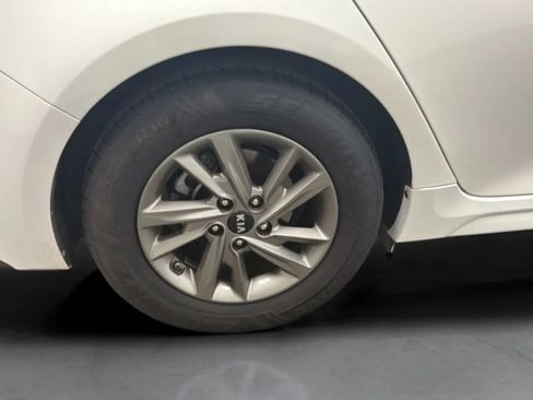 Used 2020 Kia Optima LX FWD image 24
