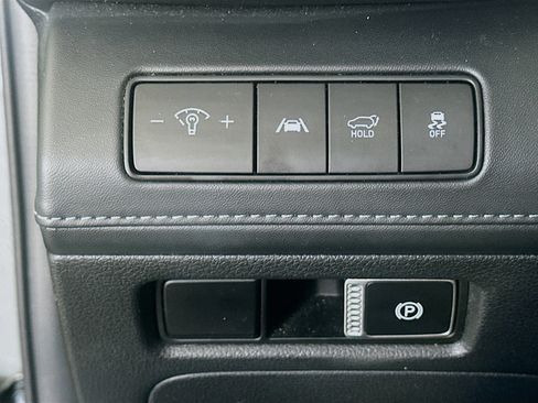 Used 2023 Hyundai Santa Fe Limited image 17