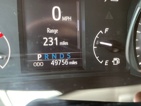 Certified 2022 Toyota Sequoia Platinum AWD/4WD image 29