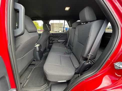 New 2026 Toyota 4Runner SR5 AWD/4WD image 20