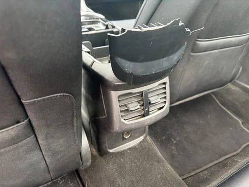 Used 2016 Ford Fusion SE FWD image 19
