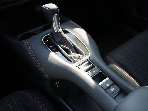 Used 2024 Honda HR-V Sport image 25