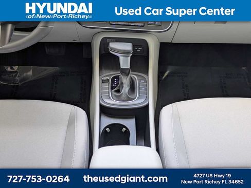Certified 2025 Hyundai Kona SEL FWD image 21