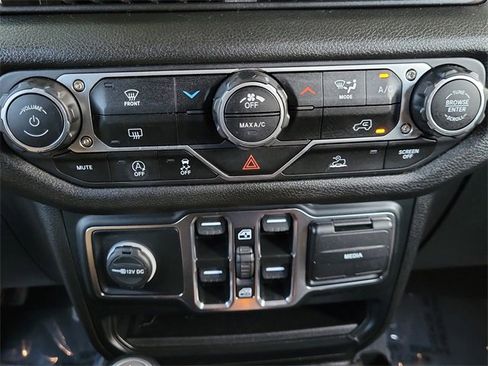 Used 2024 Jeep Wrangler Sport S image 25