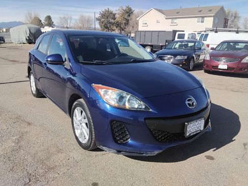 Used 2013 MAZDA MAZDA3 i Touring image 3