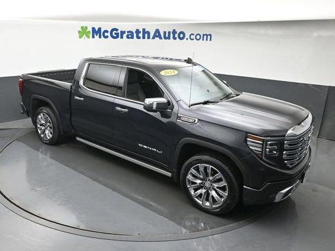 Used 2024 GMC Sierra 1500 Denali AWD/4WD image 3