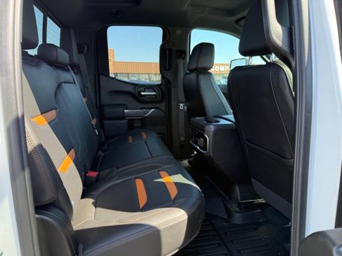 Used 2020 GMC Sierra 1500 AT4 w/ AT4 Premium Package AWD/4WD image 12