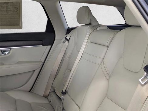 Used 2019 Volvo V90 T5 Cross Country w/ Advanced Package image 23
