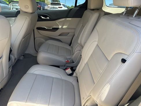 Used 2023 GMC Acadia Denali AWD/4WD image 25