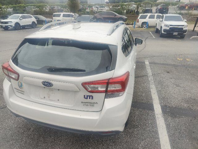 Used 2017 Subaru Impreza 2.0i Premium AWD/4WD image 14