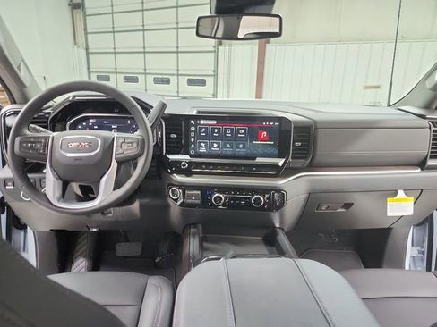 New 2026 GMC Sierra 3500 SLT w/ SLT Convenience Package AWD/4WD image 26