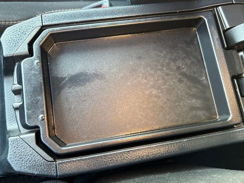 Used 2017 Toyota RAV4 XLE image 27