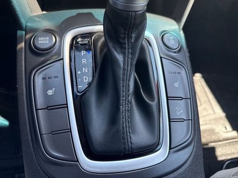 Used 2019 Hyundai Kona Limited AWD/4WD image 30