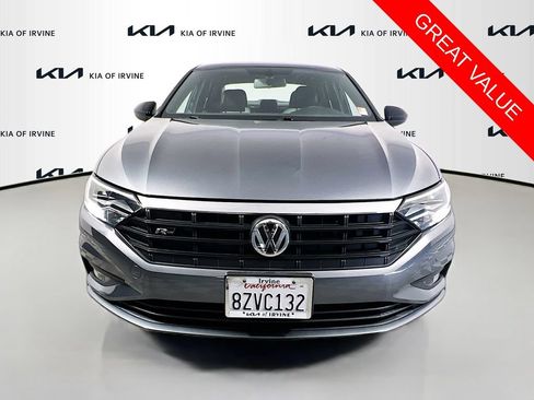 Used 2019 Volkswagen Jetta R-Line FWD image 2