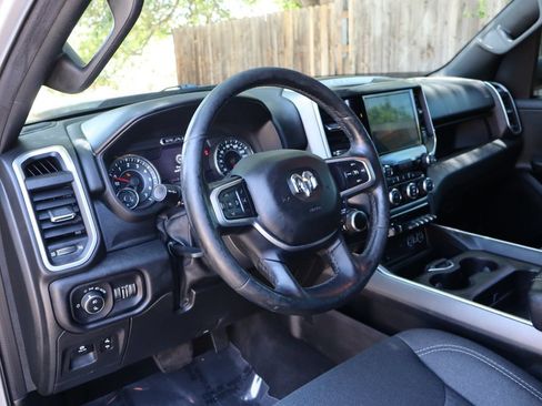 Used 2019 RAM 1500 Big Horn AWD/4WD image 15