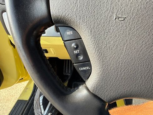 Used 2002 Ford Thunderbird RWD image 25