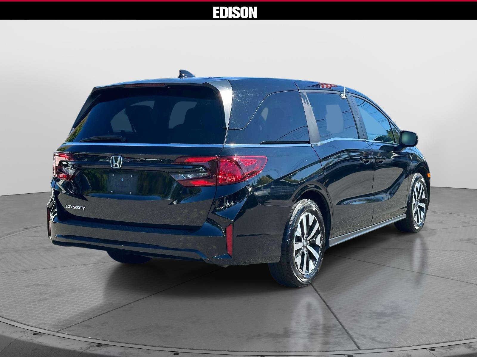 Used 2025 Honda Odyssey EX-L image 5