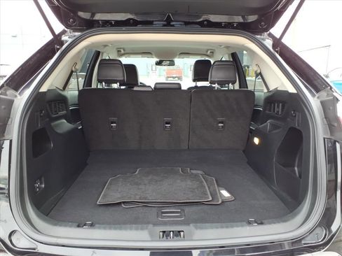 Certified 2022 Ford Edge SEL image 9