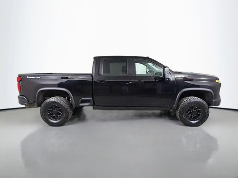 Used 2025 Chevrolet Silverado 2500 ZR2 w/ ZR2 Bison Edition AWD/4WD image 5