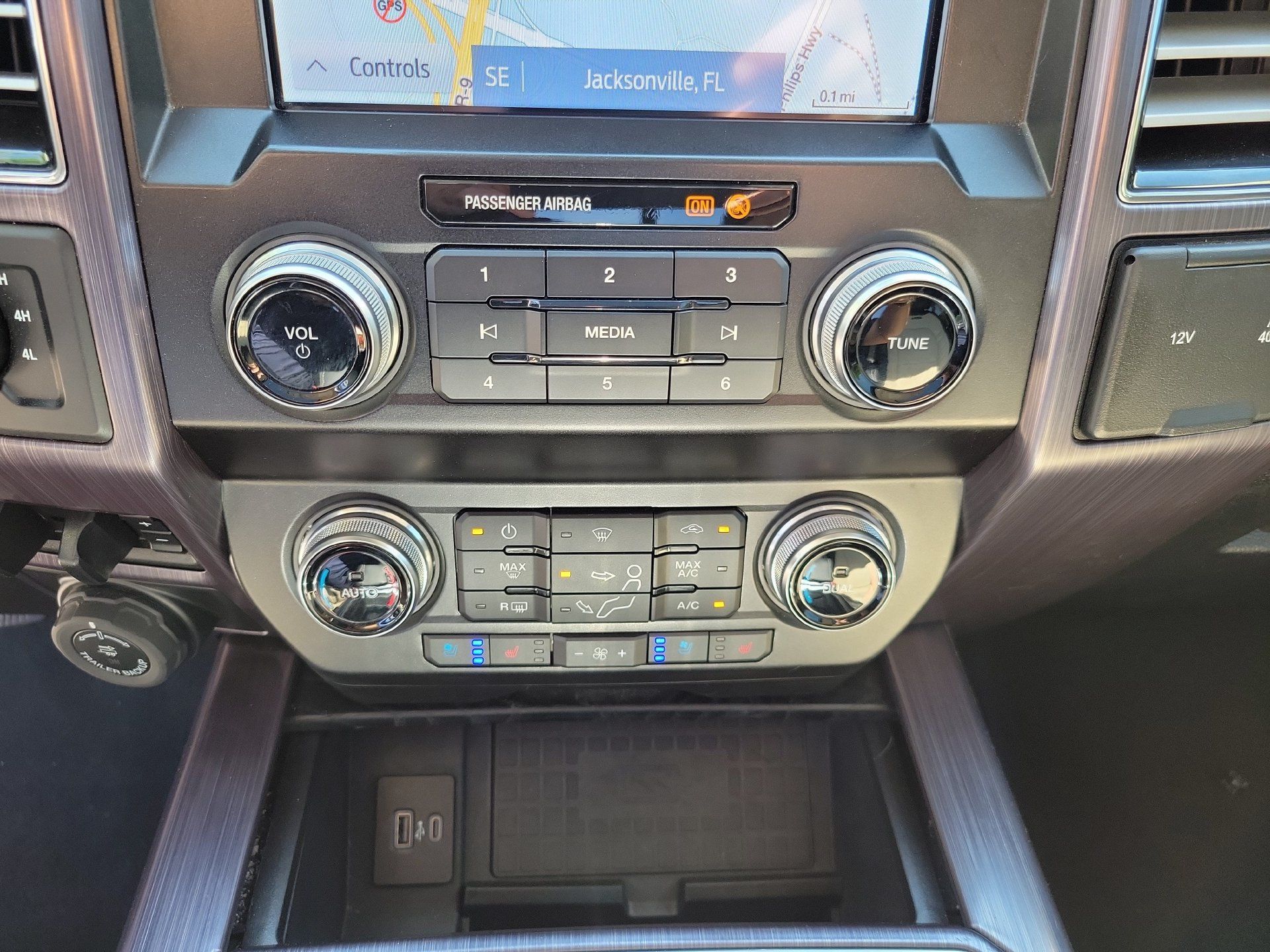 Used 2021 Ford F250 Limited AWD/4WD image 42