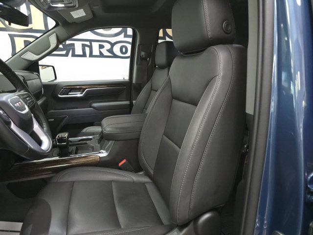 Used 2026 GMC Sierra 1500 Elevation w/ Elevation Premium Package AWD/4WD image 19
