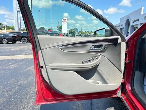 Used 2014 Chevrolet Impala LT w/ Premium Seating Package FWD image 19