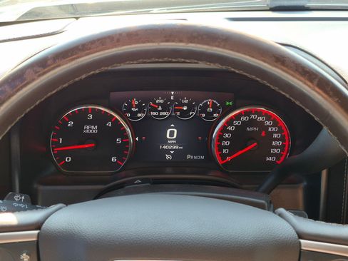Used 2015 GMC Sierra 1500 Denali w/ Driver Alert Package AWD/4WD image 19