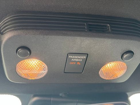 Used 2021 Ford Mustang Coupe RWD image 22