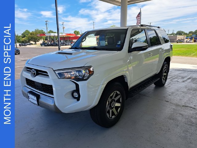 Used 2021 Toyota 4Runner TRD Off-Road Premium AWD/4WD image 3
