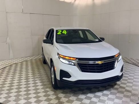 Used 2024 Chevrolet Equinox LS w/ LS Convenience Package AWD/4WD image 5