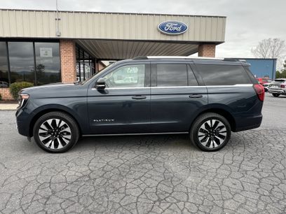 Used 2025 Ford Expedition Platinum w/ Driver's Package