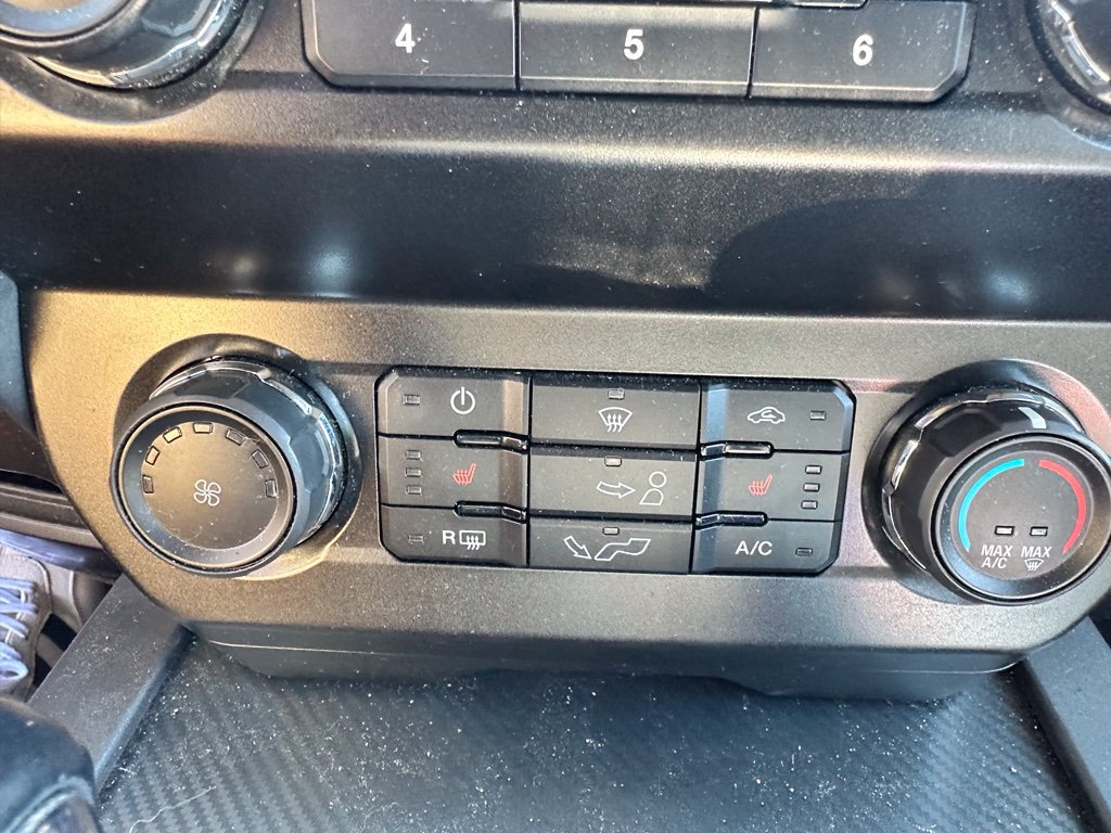 Used 2020 Ford F150 XLT w/ Equipment Group 302A Luxury AWD/4WD image 18