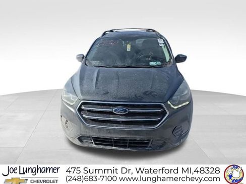 Used 2017 Ford Escape SE w/ SE Sport Appearance Package image 7