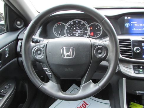 Used 2014 Honda Accord EX-L image 17
