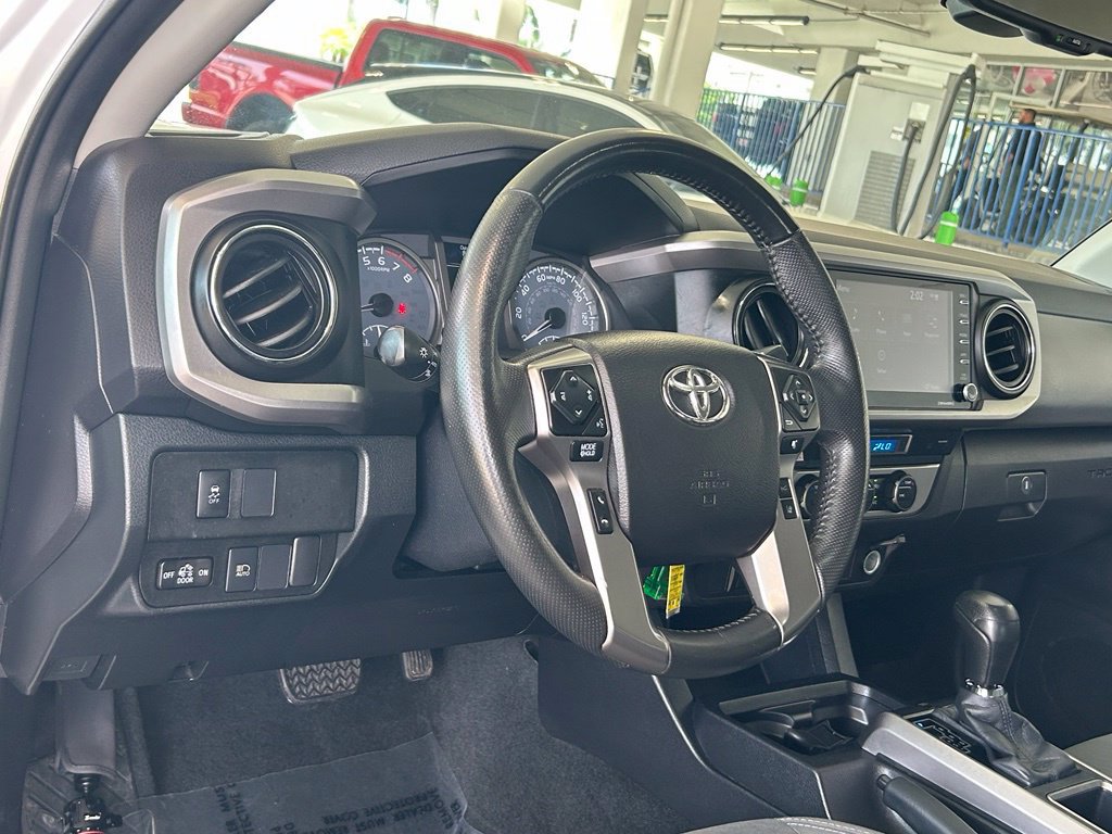 Used 2021 Toyota Tacoma SR5 RWD image 34
