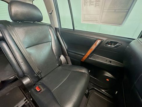 Used 2013 Toyota Highlander Limited image 14
