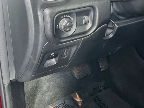 Used 2022 RAM 1500 Big Horn AWD/4WD image 10