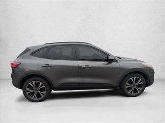 Used 2022 Ford Escape SEL w/ SEL Stealth AWD Package video 4