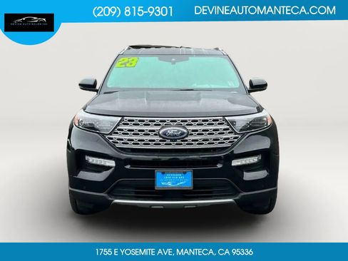 Used 2023 Ford Explorer Limited w/ Equipment Group 301A image 2