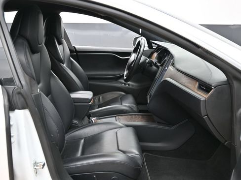 Used 2020 Tesla Model S Performance AWD/4WD image 36
