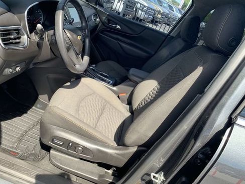 Used 2018 Chevrolet Equinox LT FWD image 18