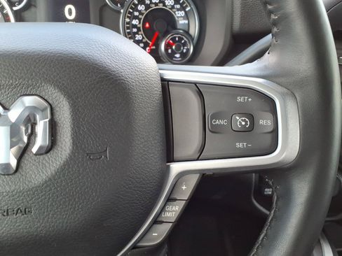 Used 2024 RAM 2500 Big Horn w/ Sport Appearance Package AWD/4WD image 30