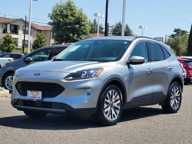 Used 2022 Ford Escape Titanium FWD image 10