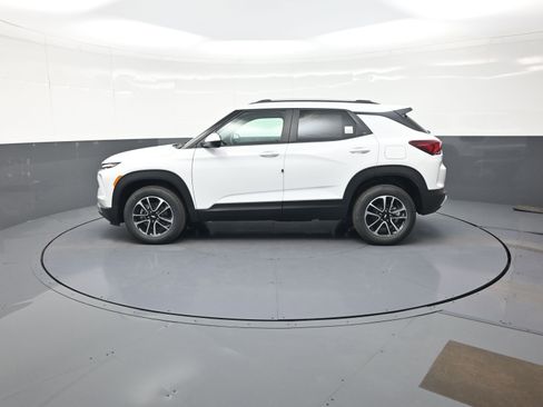 New 2026 Chevrolet TrailBlazer LT AWD/4WD image 6