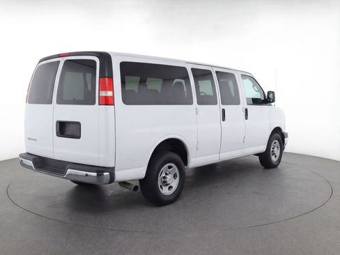 Used 2025 Chevrolet Express 3500 LT w/ LT Preferred Equipment Group image 9