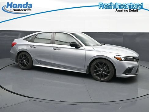 Used 2024 Honda Civic Sport image 11