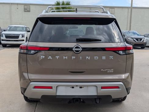 Used 2024 Nissan Pathfinder Platinum w/ Cargo Package AWD/4WD image 7