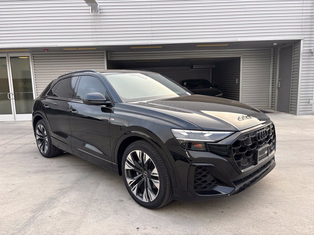 Used 2026 Audi Q8 Premium Plus AWD/4WD image 3