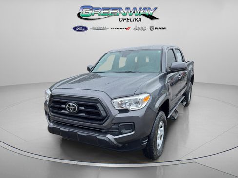 Used 2023 Toyota Tacoma SR image 4